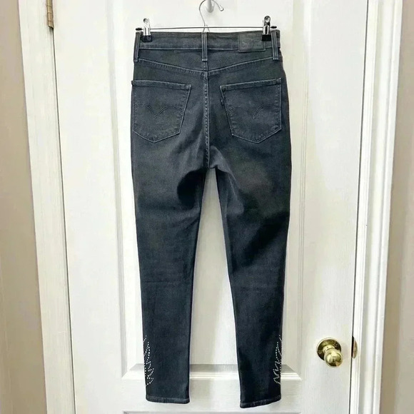 Levi’s 721 High Rise Skinny Jeans Studded Ankle Cropped Washed Black Size 26 - Picture 6 of 16